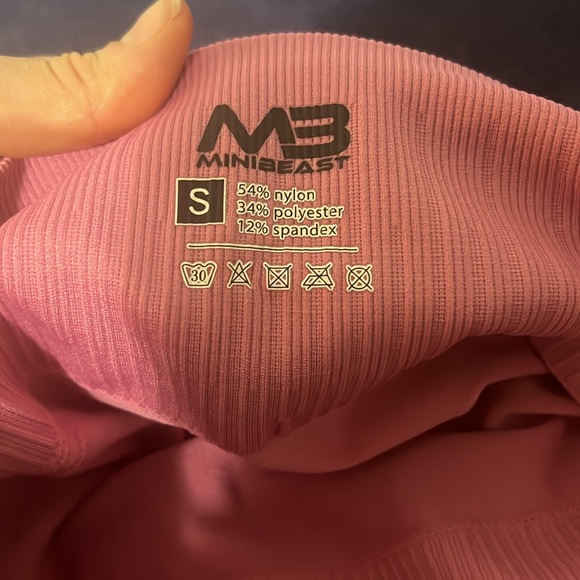 Minibeast pink leggings. Size small, seamless. - Picture 5 of 6